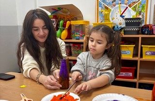 Minik Eller Renkli Dokunuşlarla Sanatla Buluştu